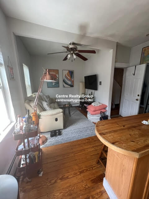 3 K St Pl, South Boston