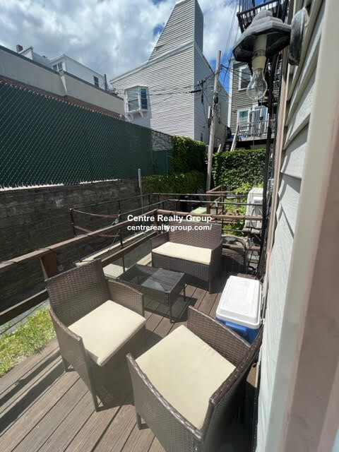 3 K St Pl, South Boston