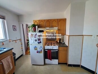 35 Atkins St, Brighton