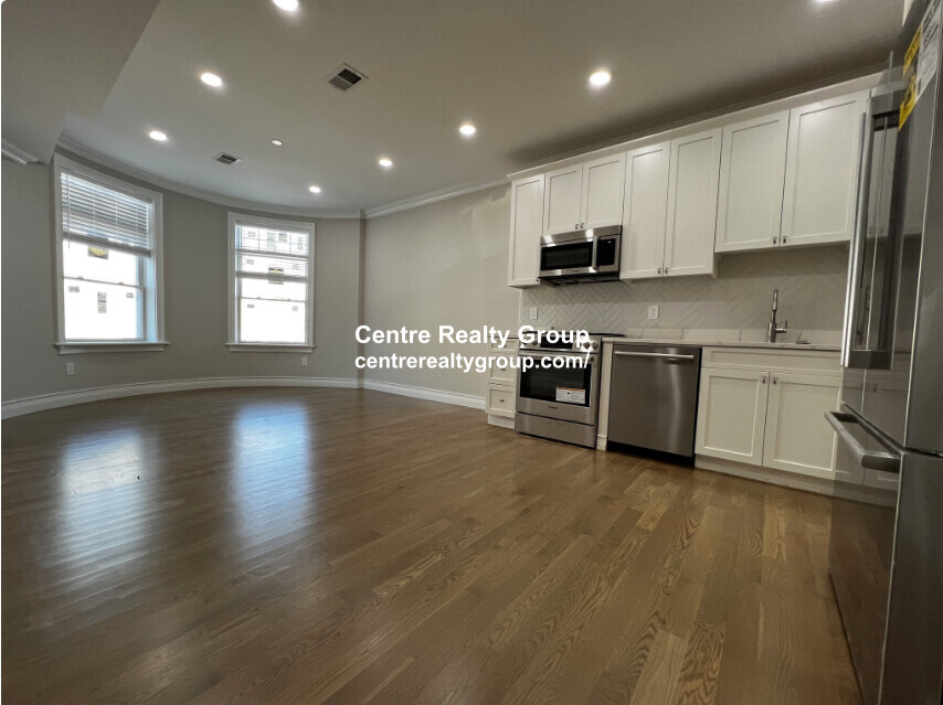 14 Mount Hood Rd, Brighton