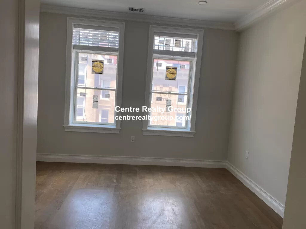 14 Mount Hood Rd, Brighton