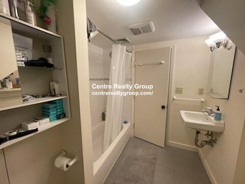 1024 Chestnut St, Newton Upper Falls