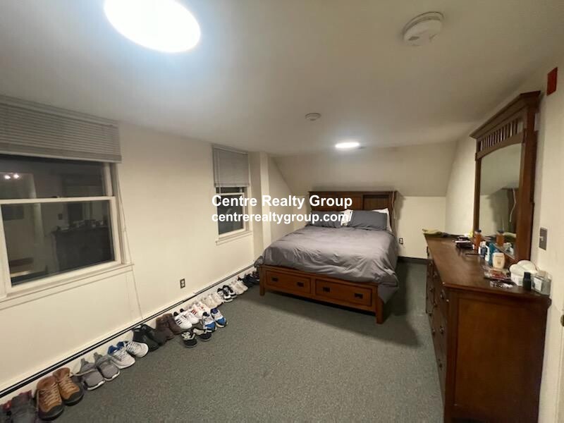 1024 Chestnut St, Newton Upper Falls