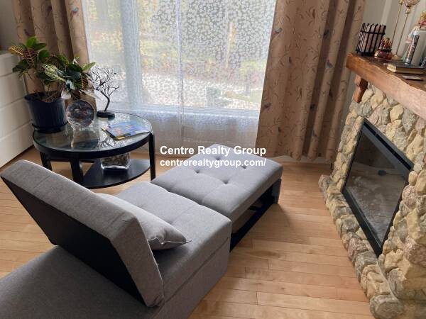 27 Hamilton Pl, Needham Heights