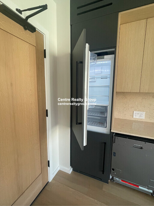 9 11 Burney, Mission Hill