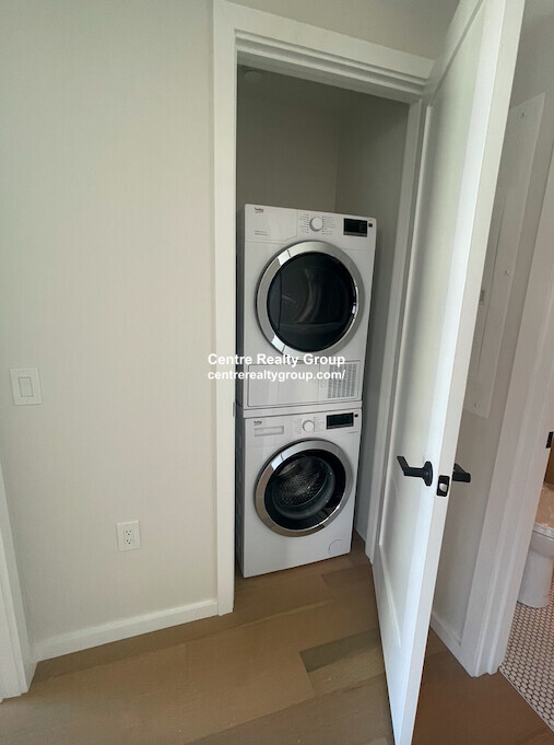 9 11 Burney, Mission Hill