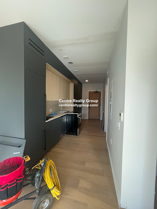 9 11 Burney, Mission Hill