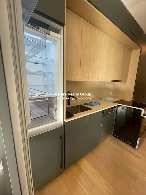 9 11 Burney, Mission Hill