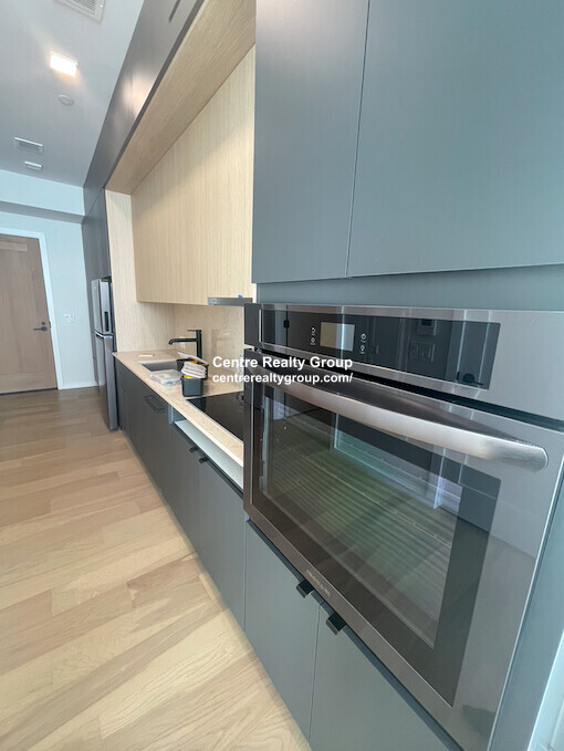 9 11 Burney, Mission Hill