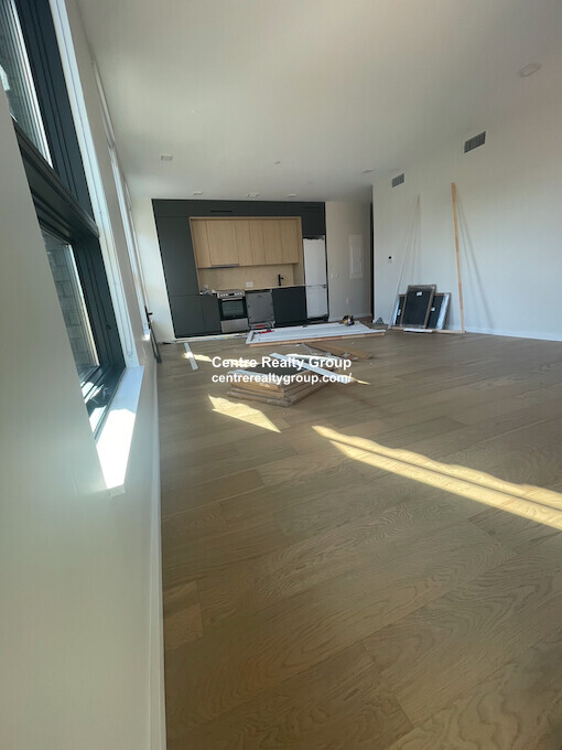 9 11 Burney, Mission Hill