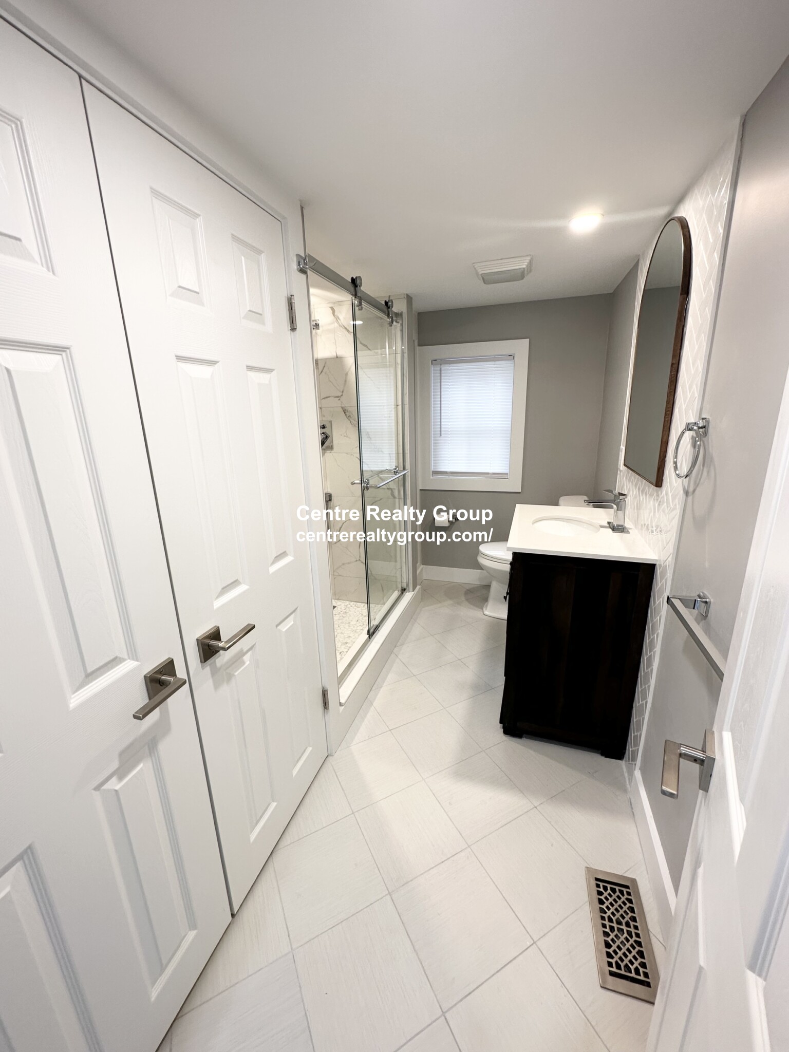 21 Richie Rd, Quincy