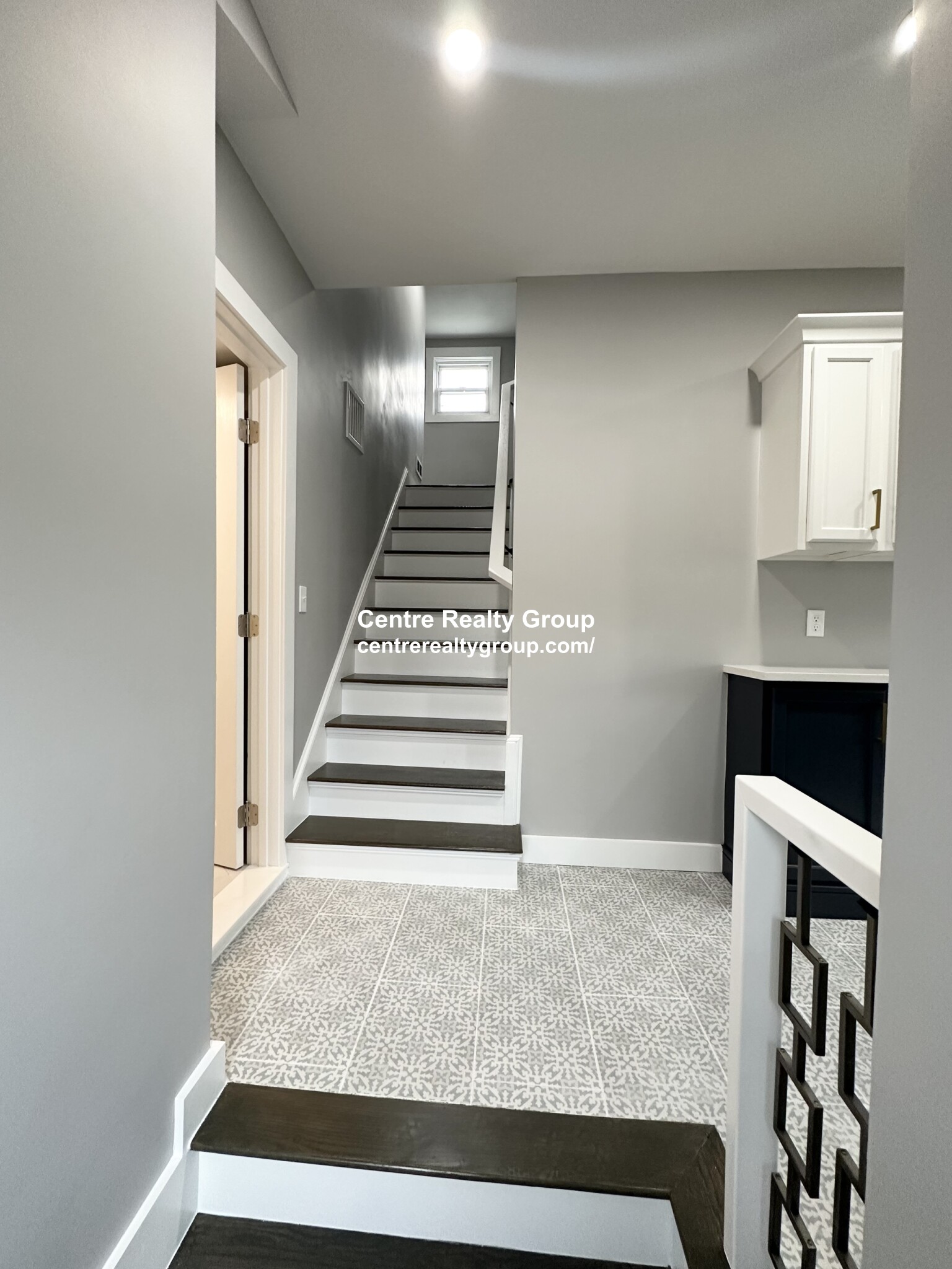 21 Richie Rd, Quincy