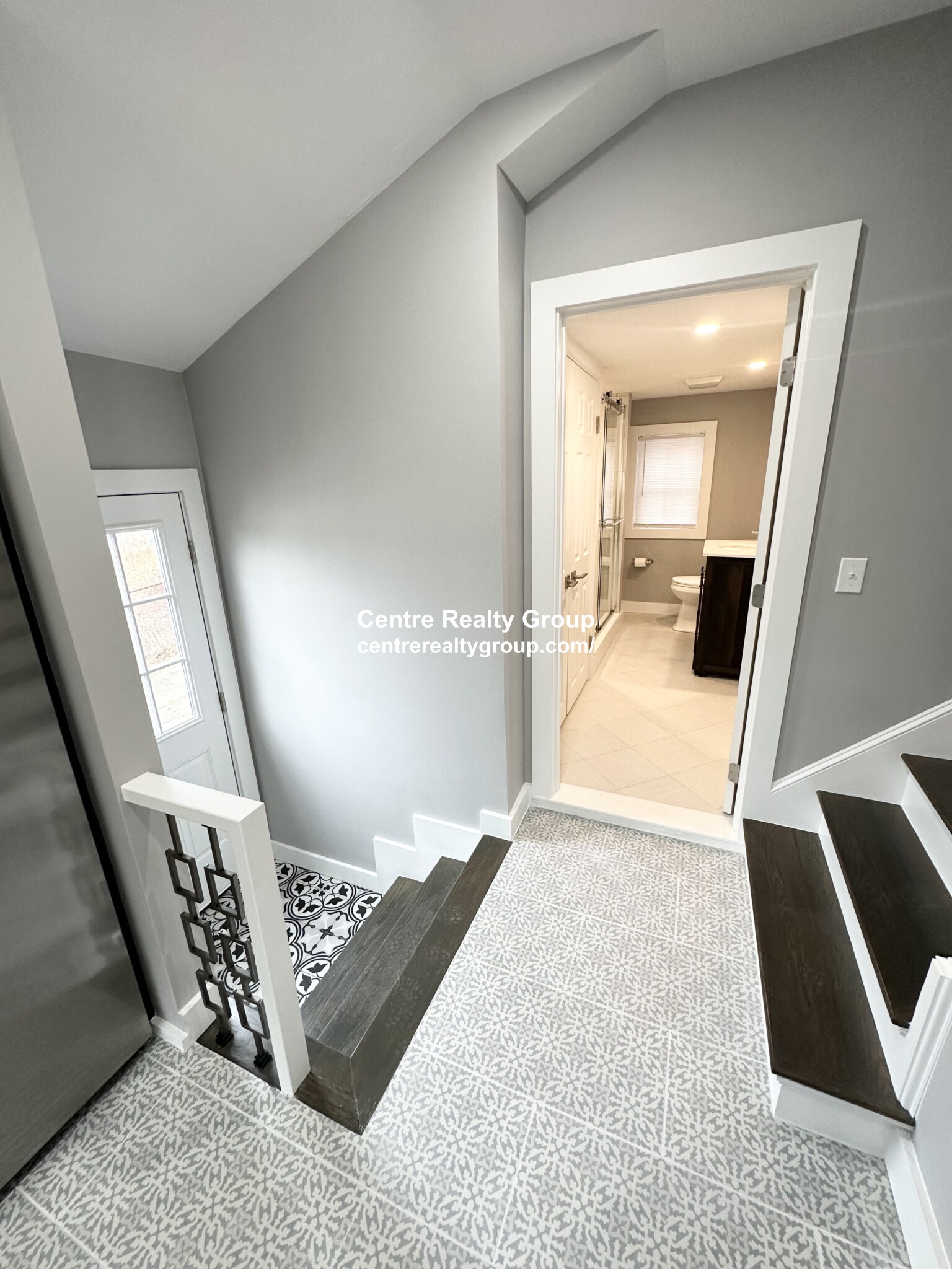 21 Richie Rd, Quincy