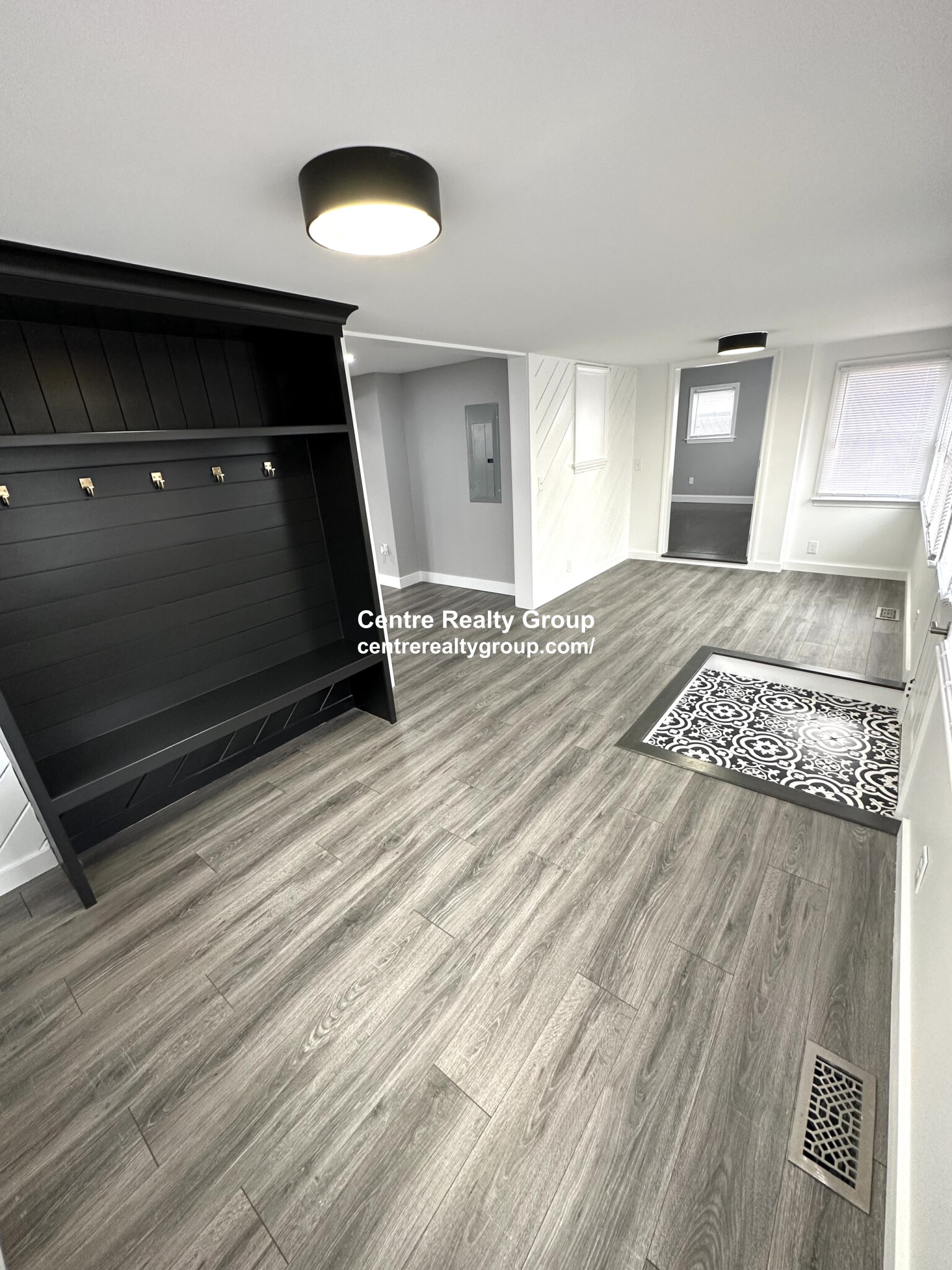 21 Richie Rd, Quincy