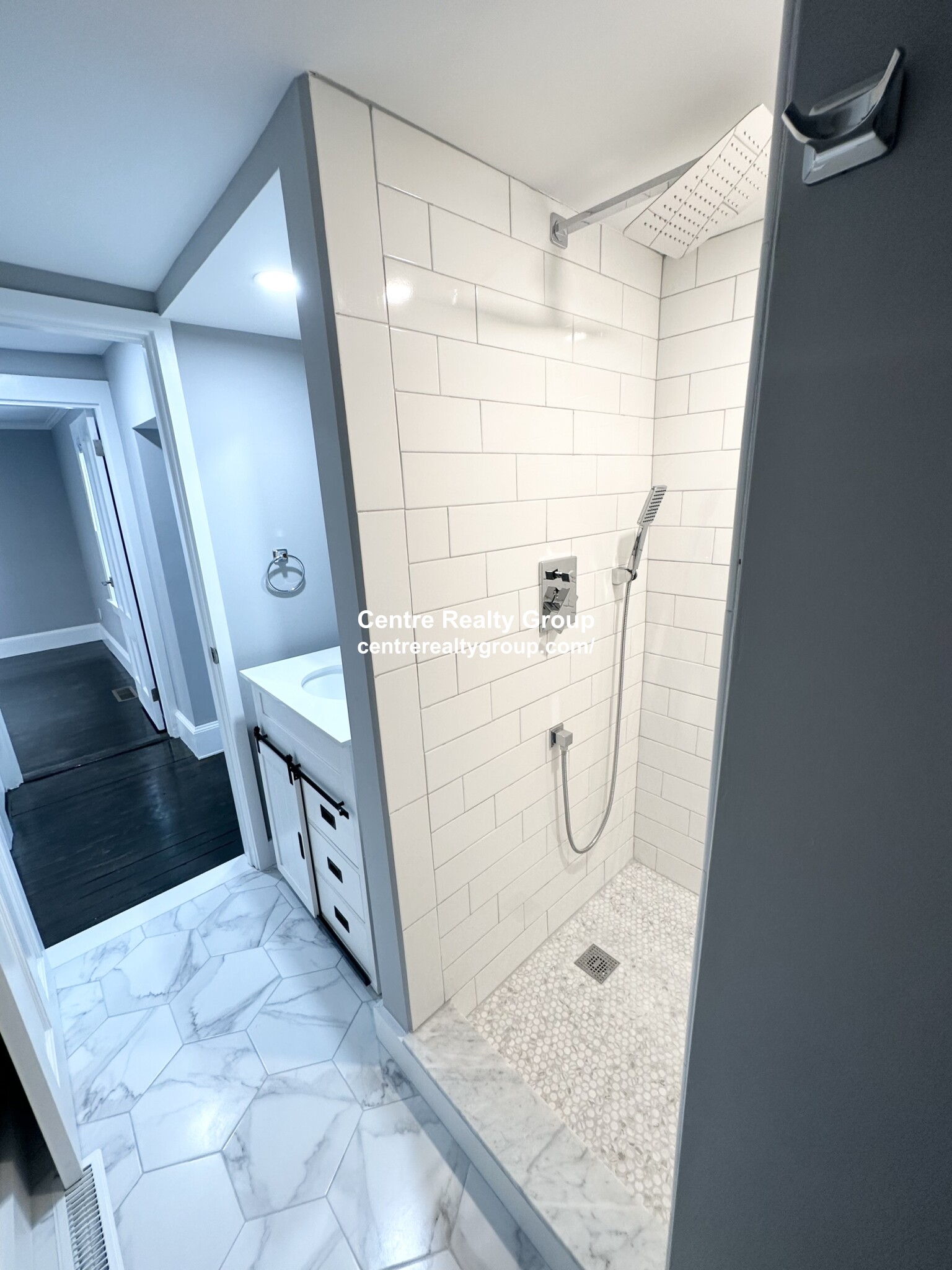 21 Richie Rd, Quincy