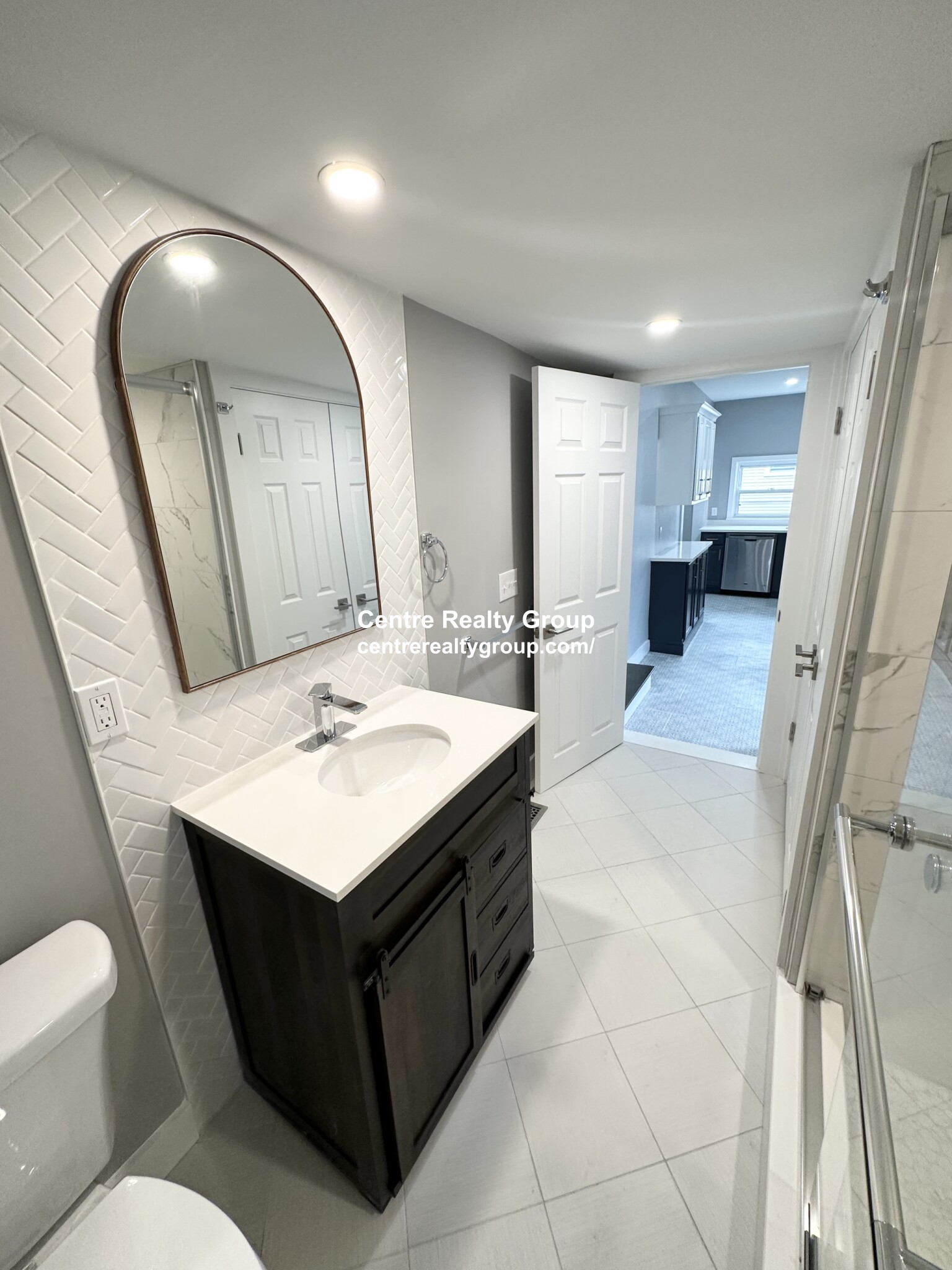 21 Richie Rd, Quincy