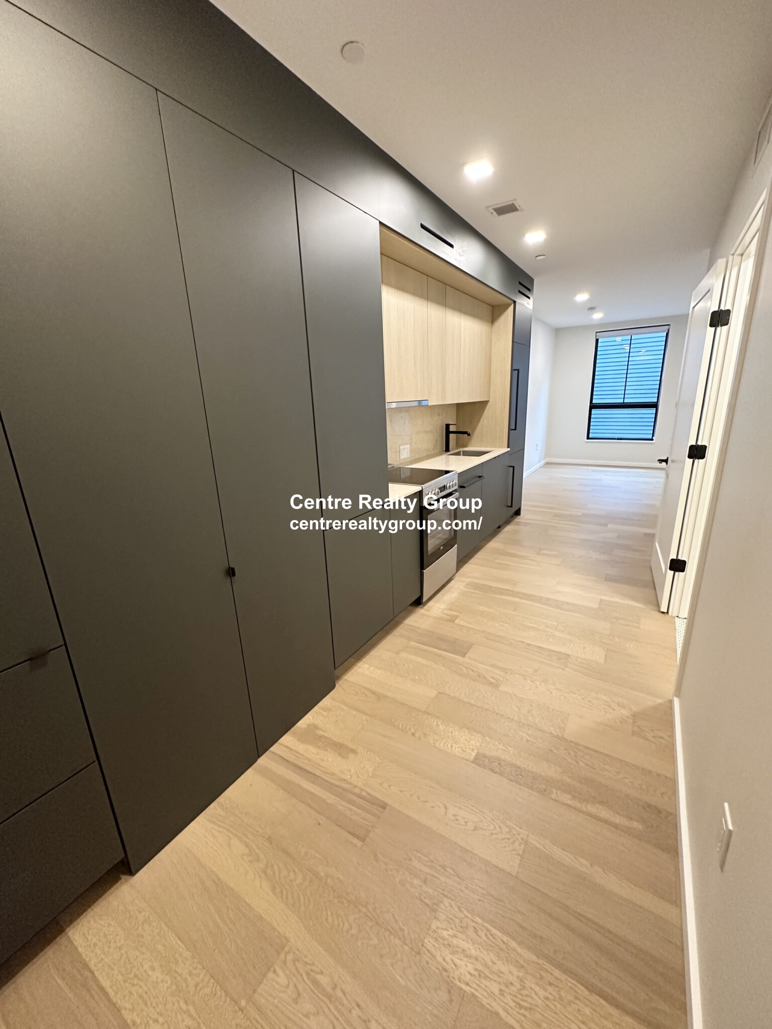 9 11 Burney, Mission Hill