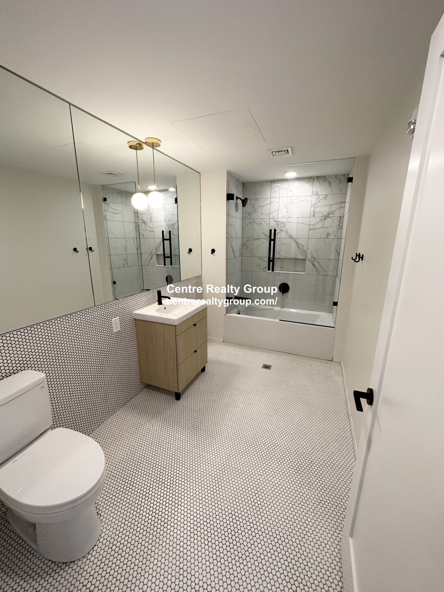 9 11 Burney, Mission Hill