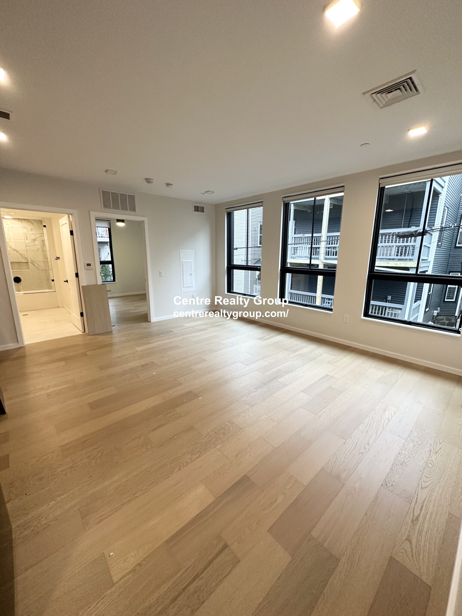 9 11 Burney, Mission Hill