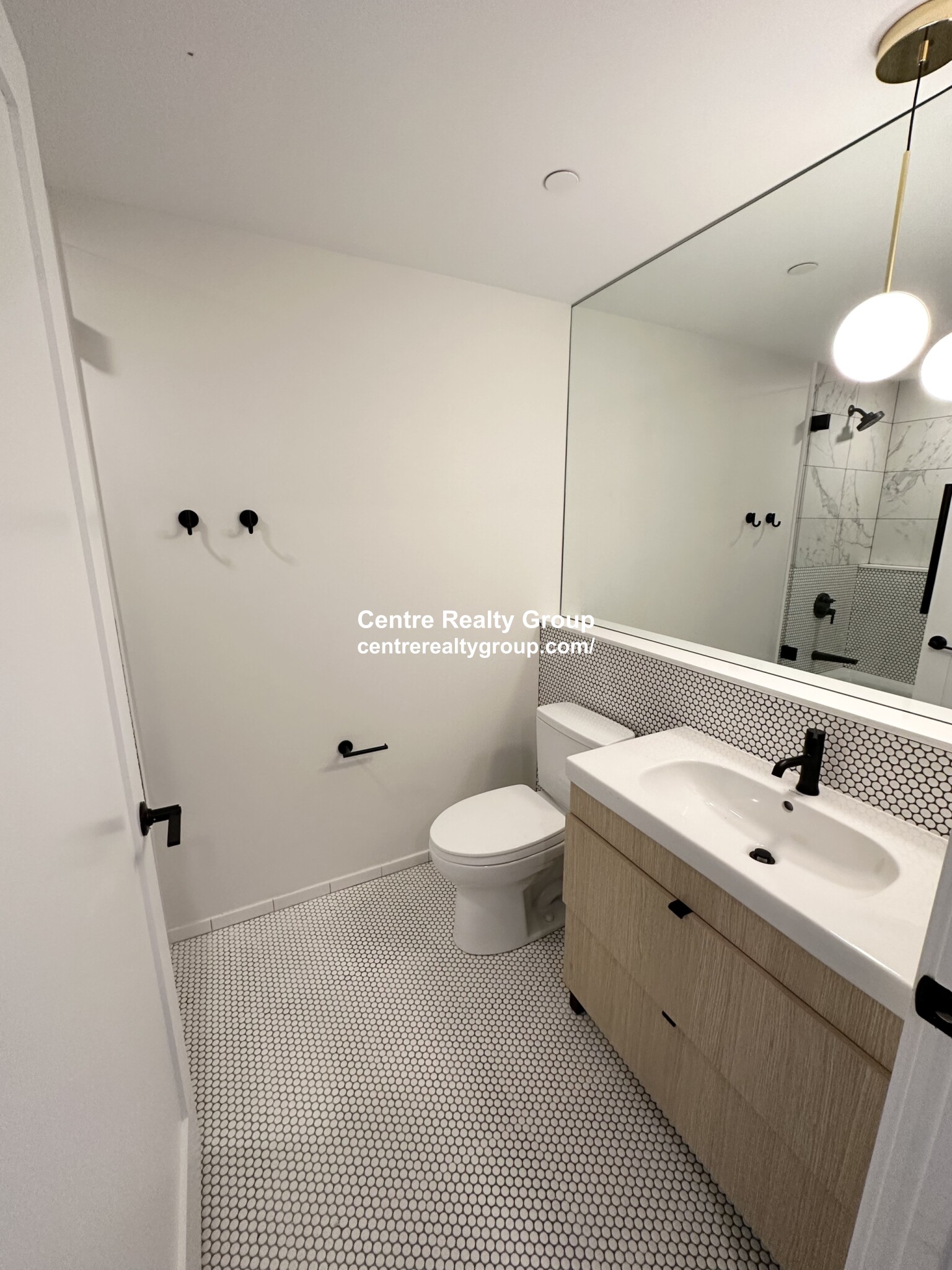 9 11 Burney, Mission Hill