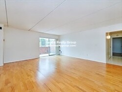 50 56 Broadlawn Park, Jamaica Plain