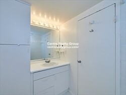 50 56 Broadlawn Park, Jamaica Plain