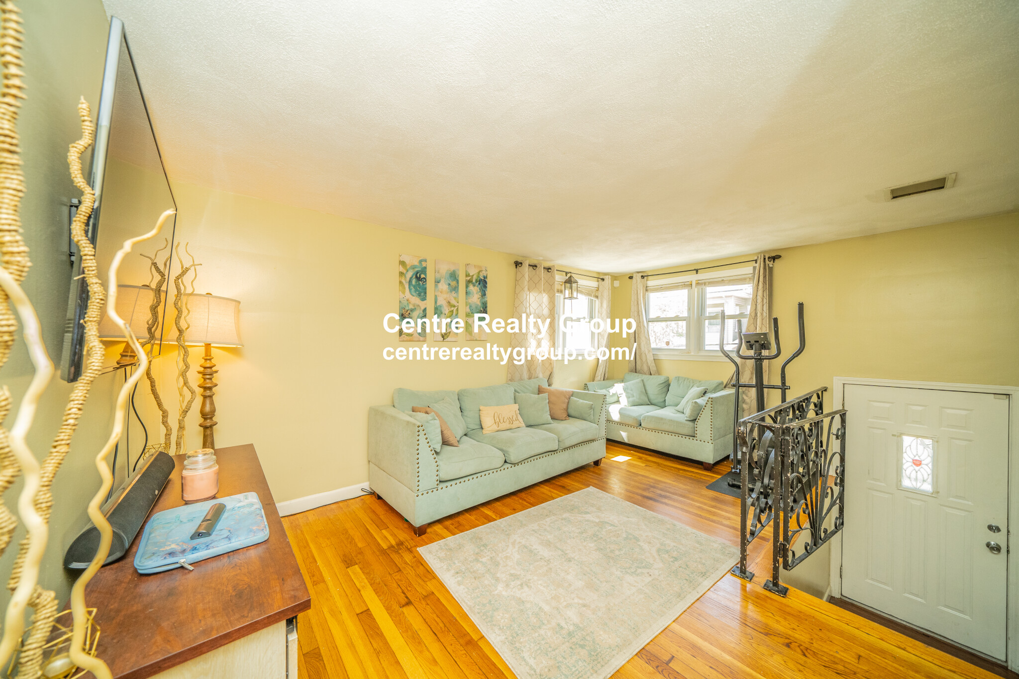 21 Weymouth Ave, West Roxbury