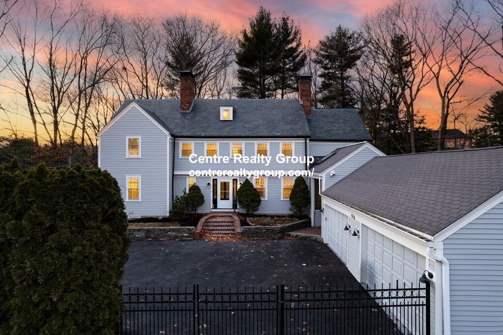 40 Pudding Stone Ln, Newton