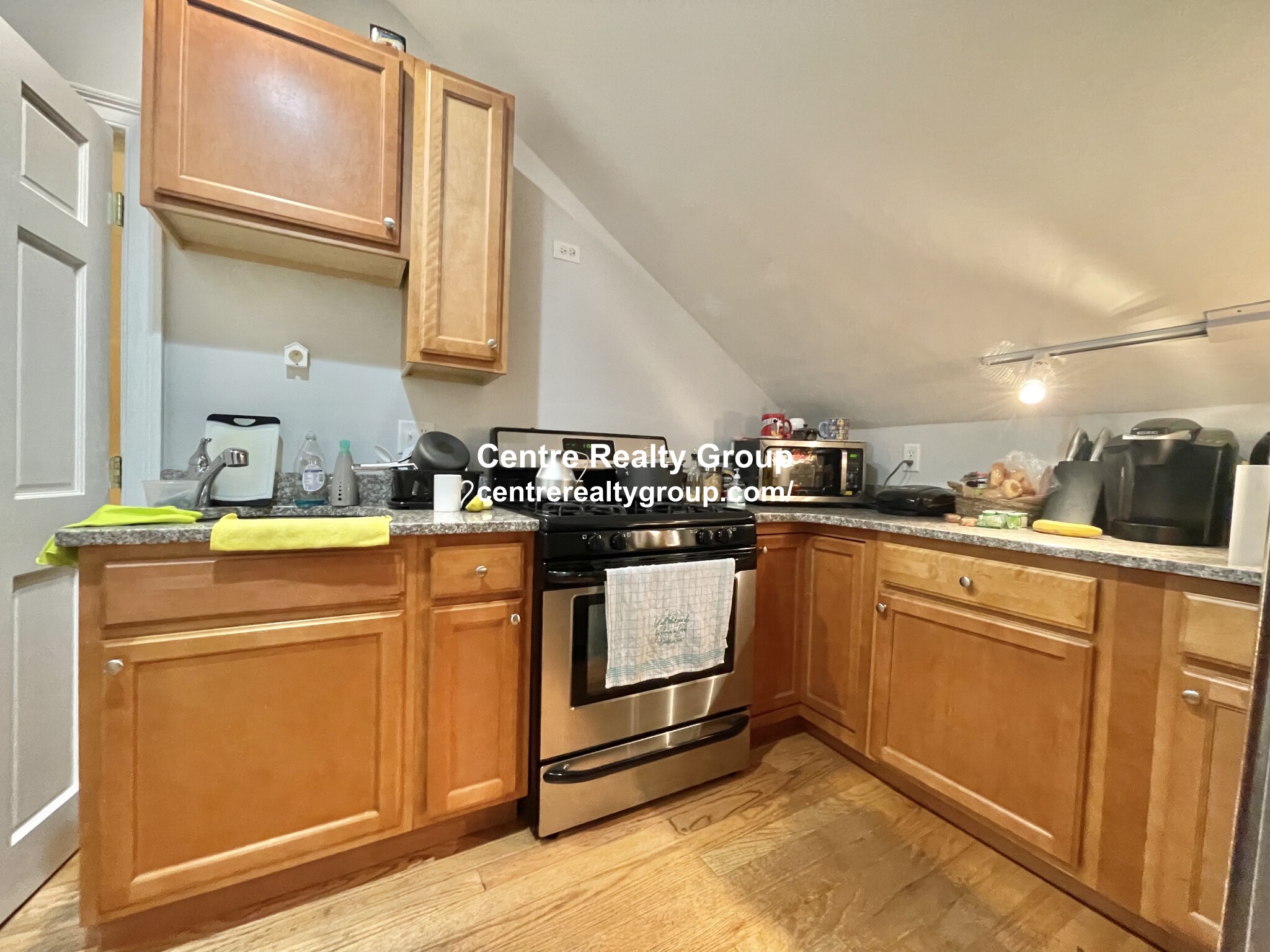 21 Chestnut Hill Ave, Brighton