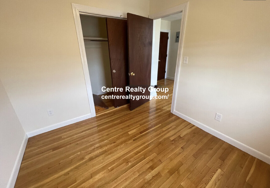 160 North Beacon St, Brighton