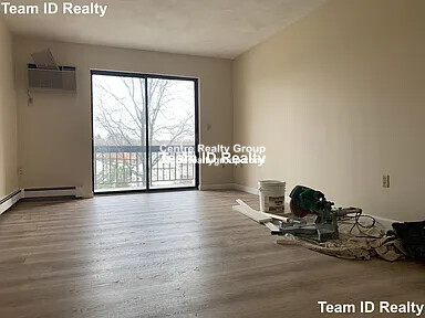 Photos of apartment on Farwell St.,Newton MA 02460