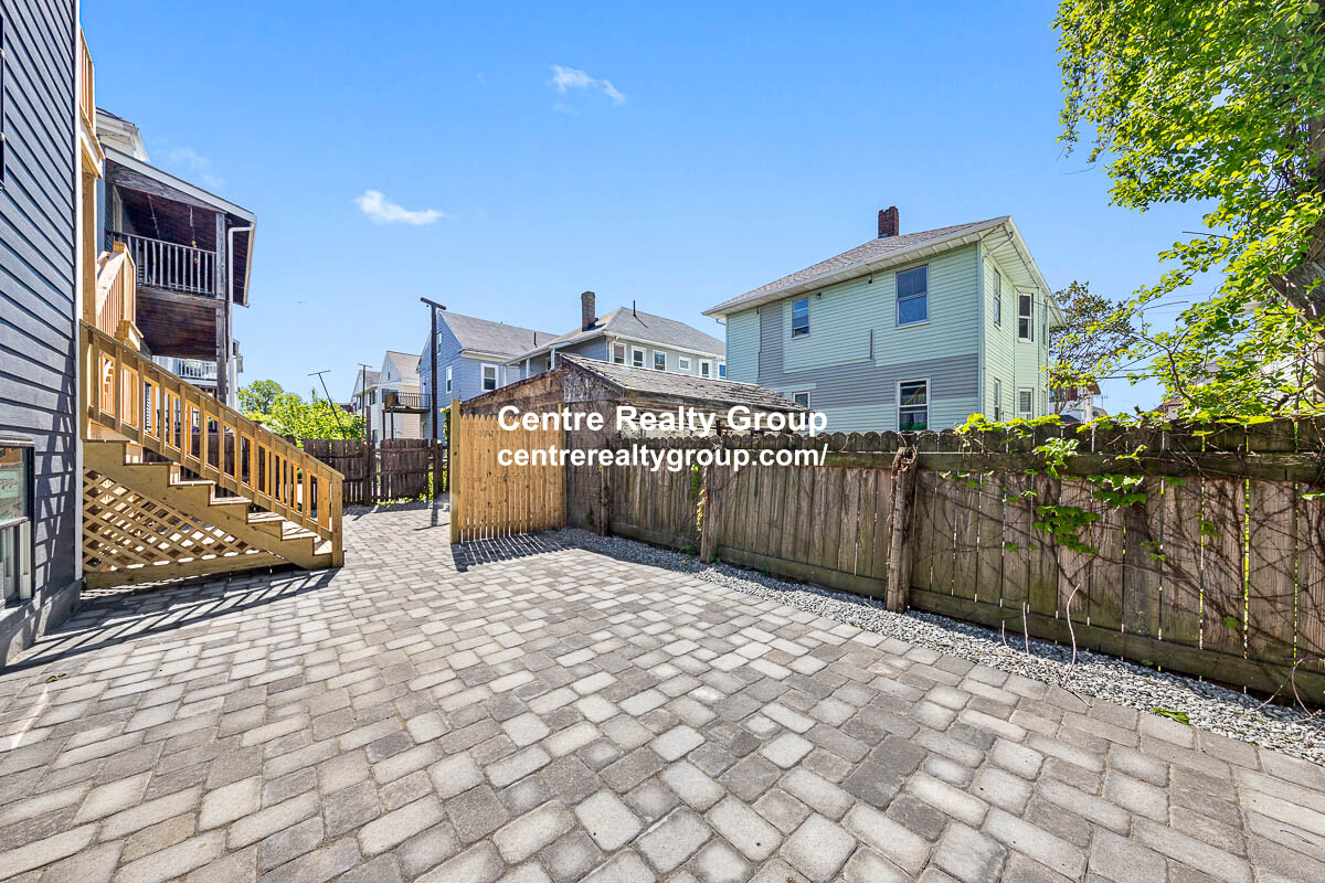 75 Lexington St, Waltham