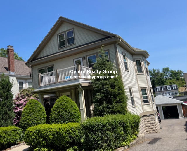 20 Ricker Ter, Newton