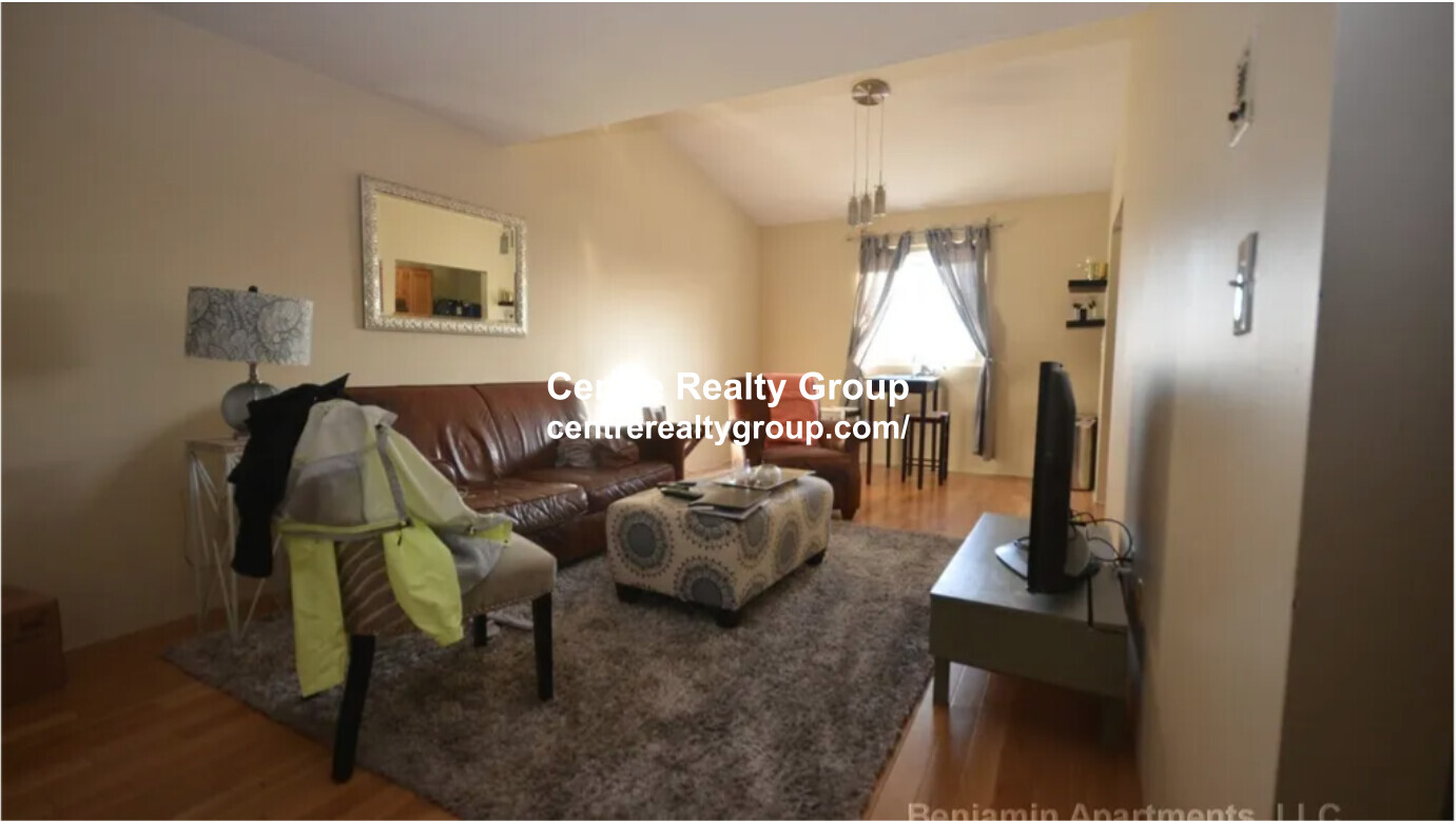 385 Dorchester St, South Boston