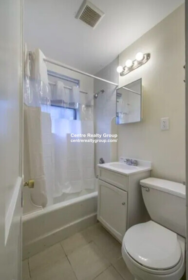 24 Hamilton Rd, North Brookline