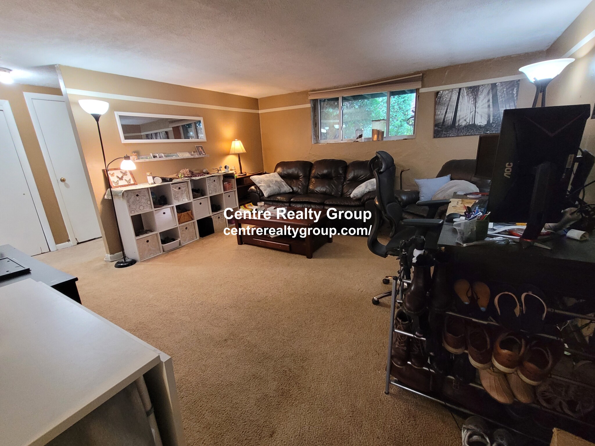 33 Westgate Rd, Chestnut Hill