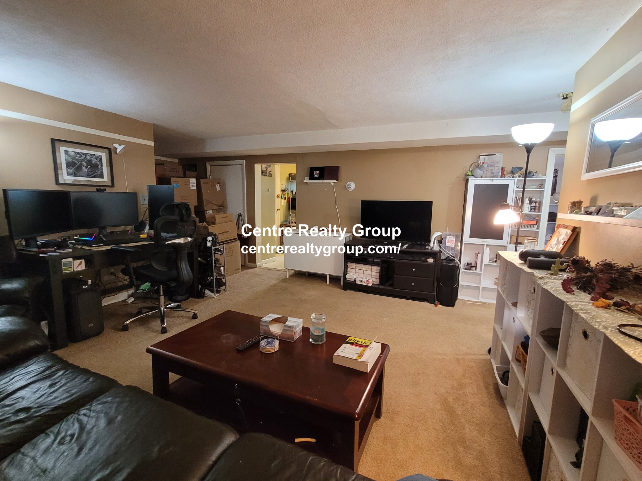 33 Westgate Rd, Chestnut Hill