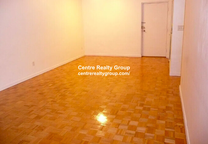 5050 Washington St, West Roxbury