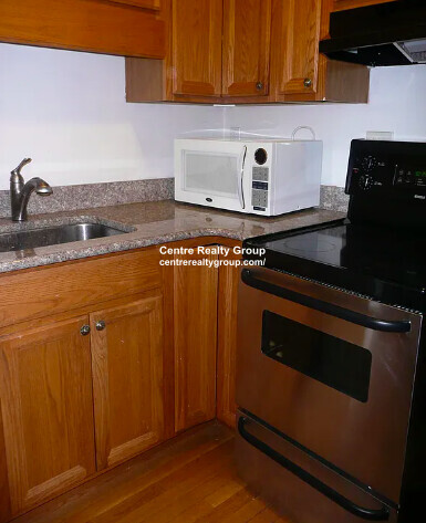 5050 Washington St, West Roxbury