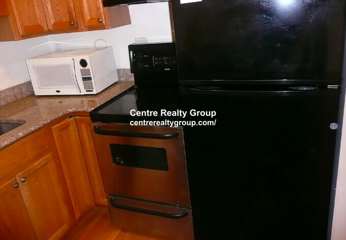 5050 Washington St, West Roxbury