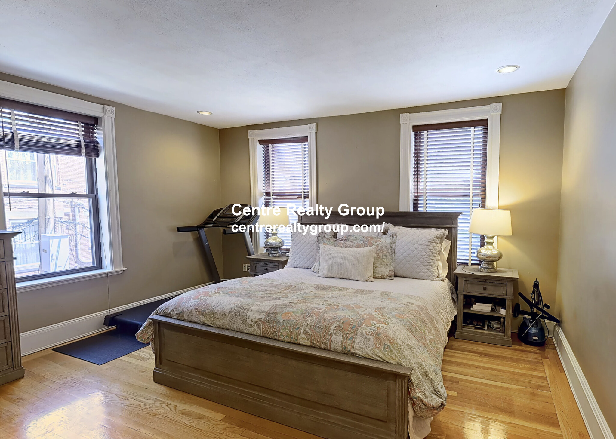 12 Dean Rd, Brookline