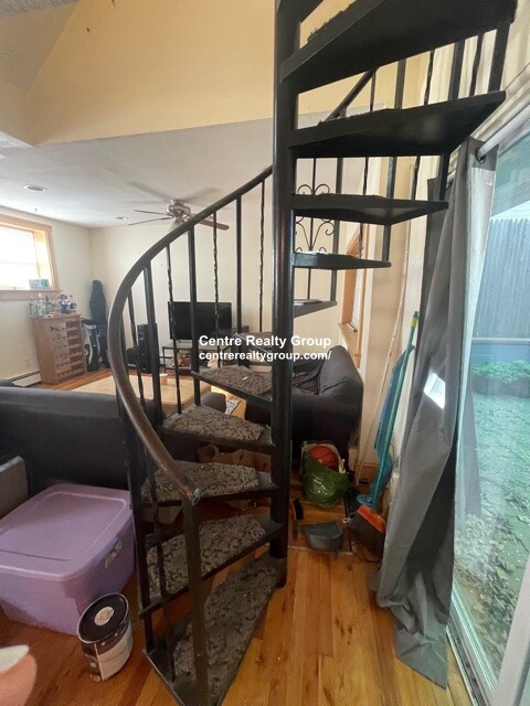 106 Old Harbor St, South Boston