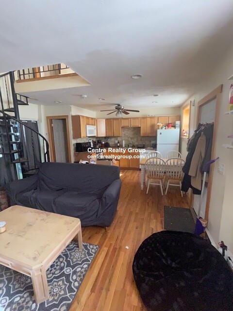 106 Old Harbor St, South Boston