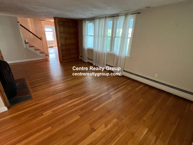 98 Atwood Ave, Newtonville