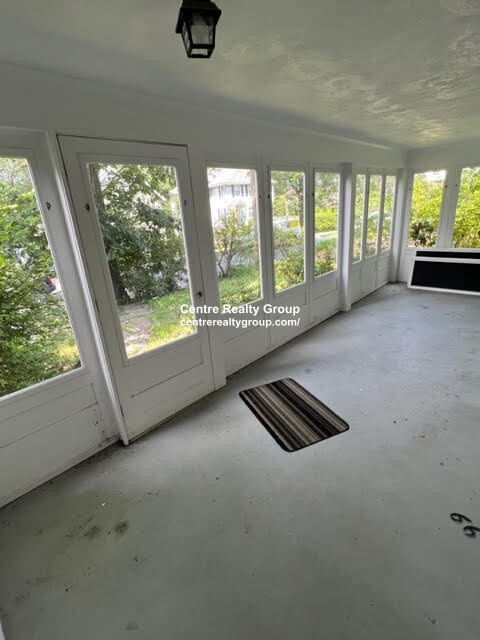 98 Atwood Ave, Newtonville