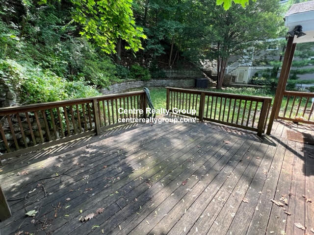 98 Atwood Ave, Newtonville