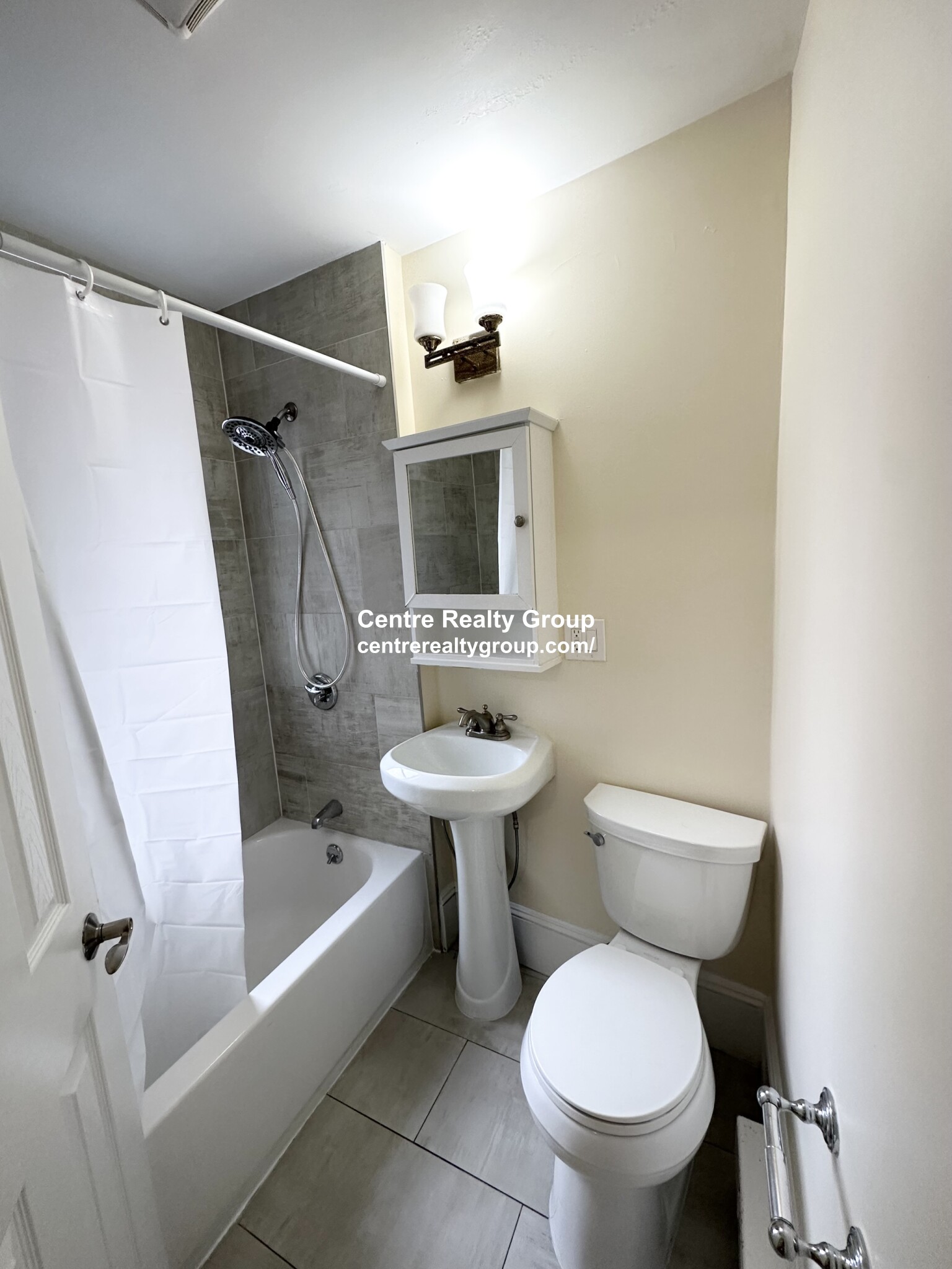 895 Huntington Ave, Mission Hill