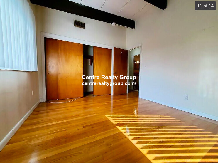 202 Central St, Stoneham