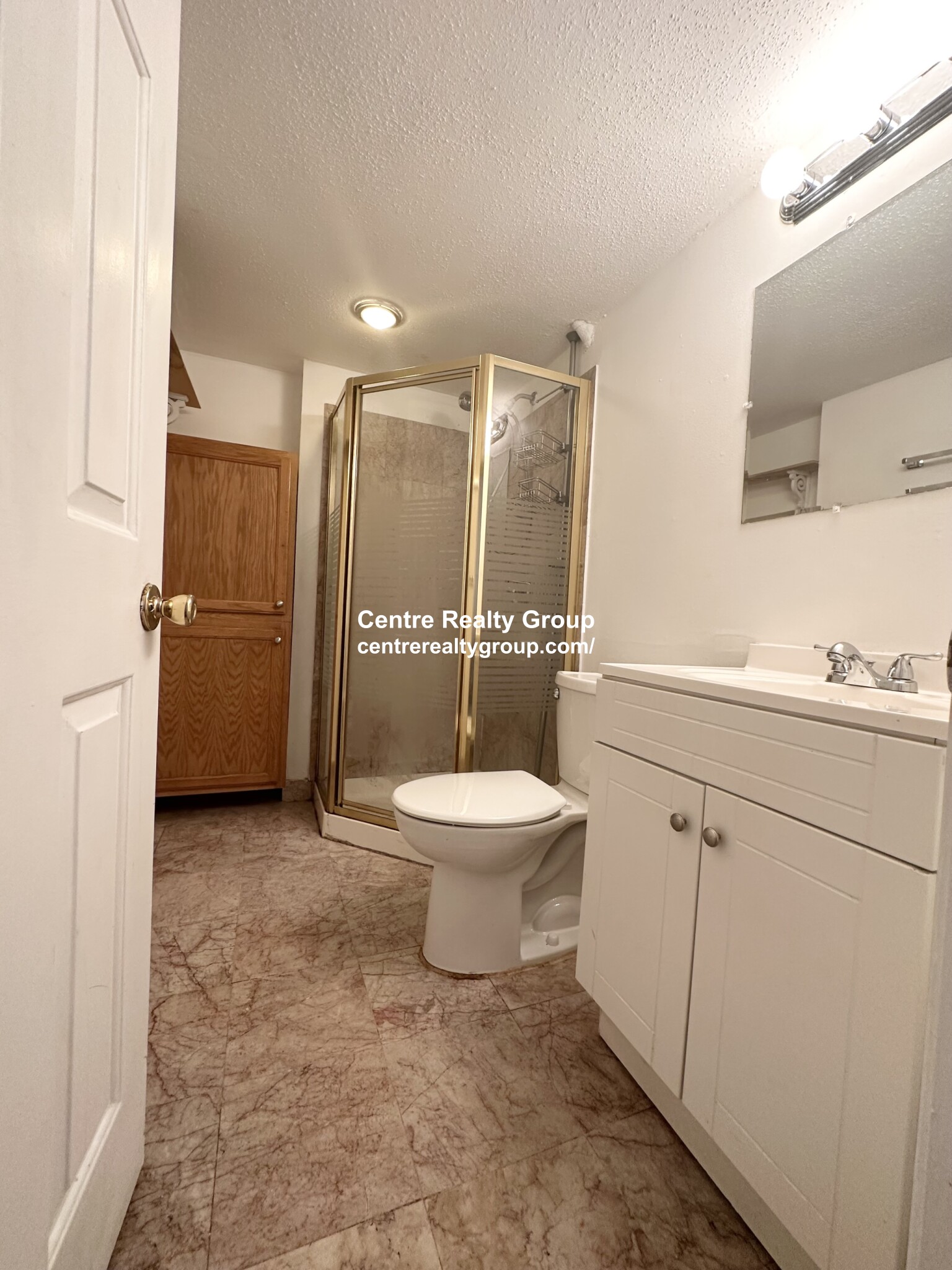 35 Fort Ave, Roxbury