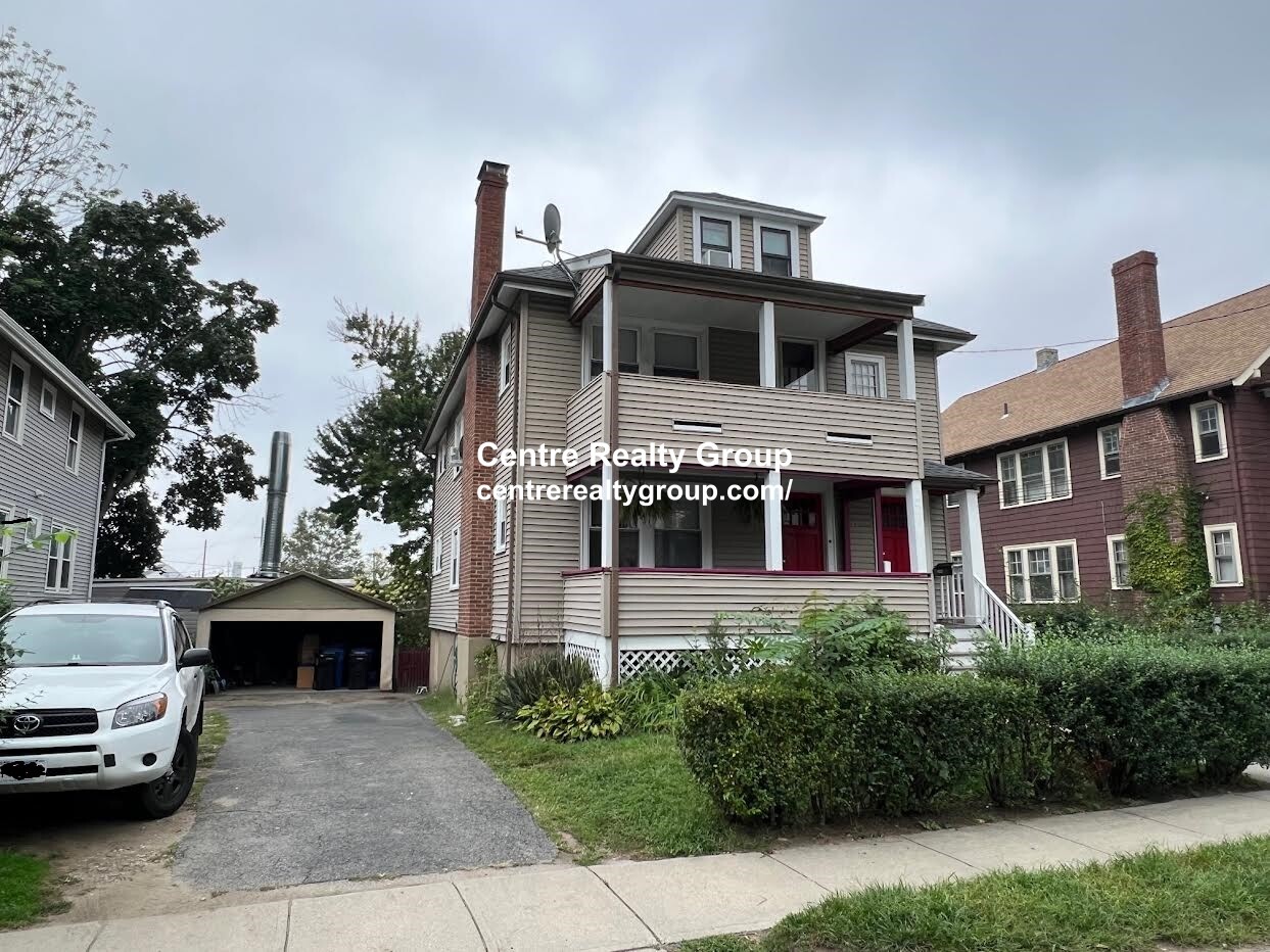 30 Slade St, Belmont